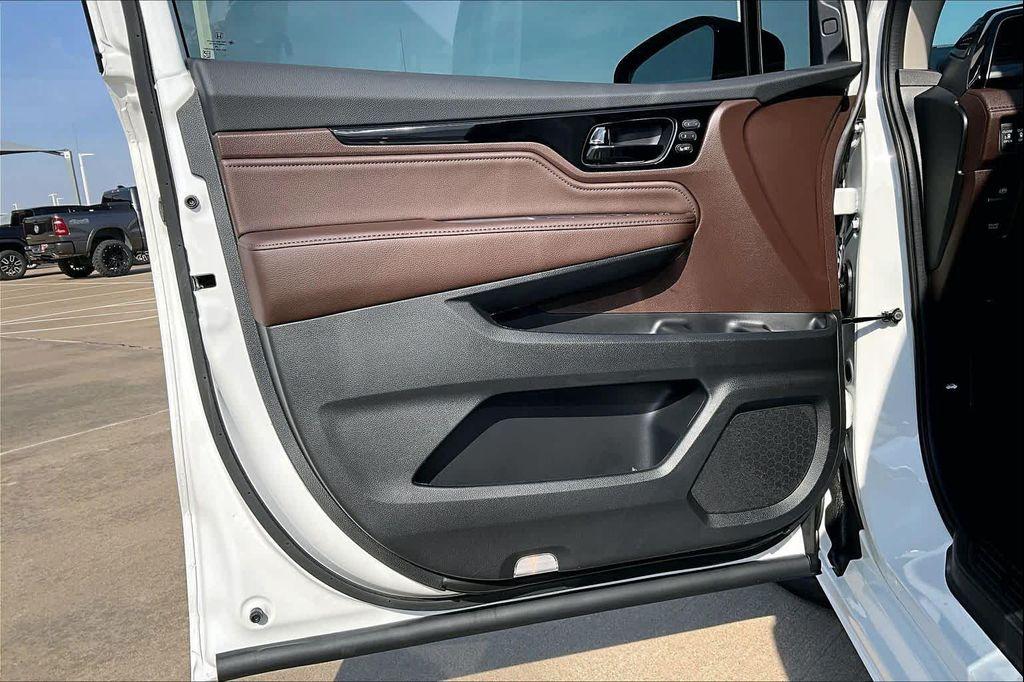 new 2026 Honda Odyssey car, priced at $52,344