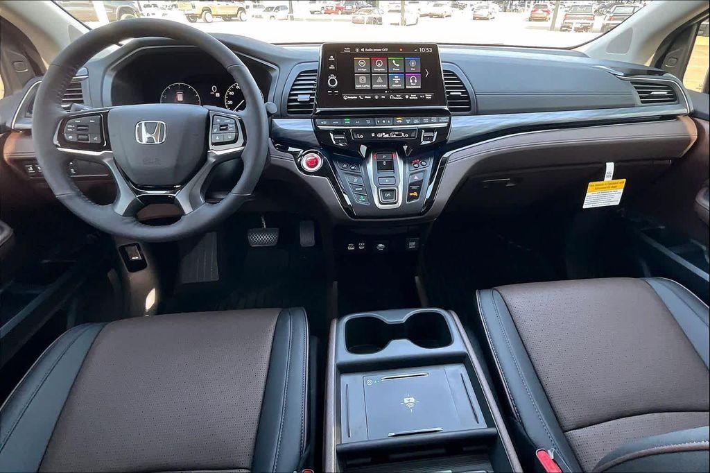 new 2026 Honda Odyssey car, priced at $52,344