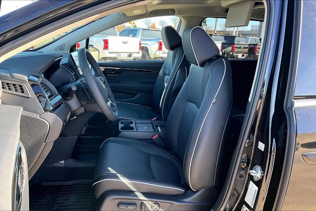 new 2026 Honda Odyssey car, priced at $51,660