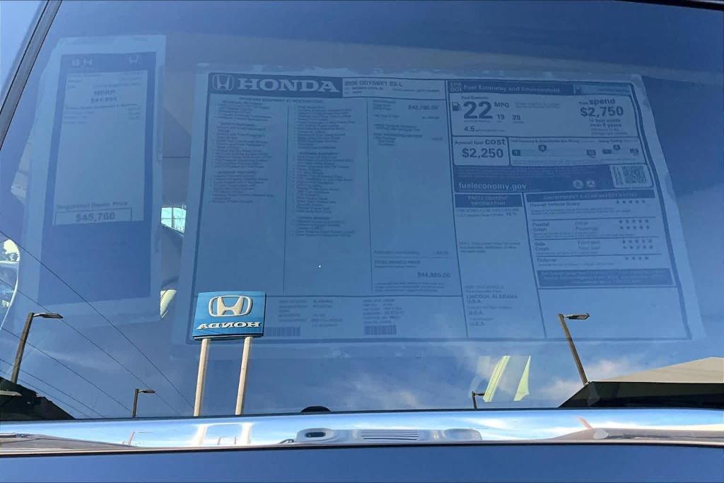 new 2026 Honda Odyssey car, priced at $43,260