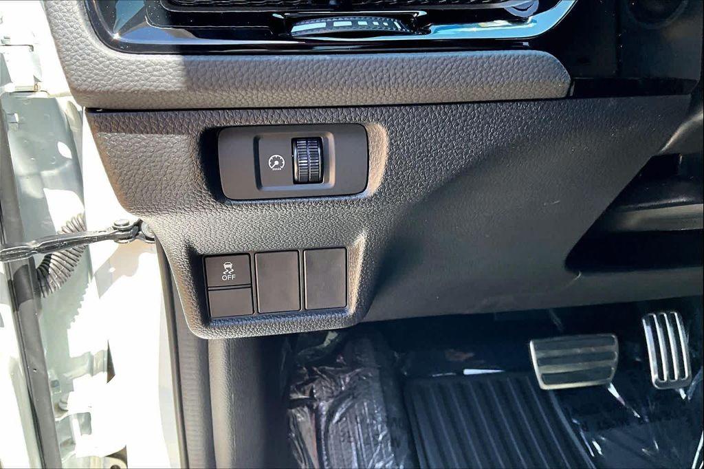 new 2026 Honda Civic Hybrid car, priced at $33,394