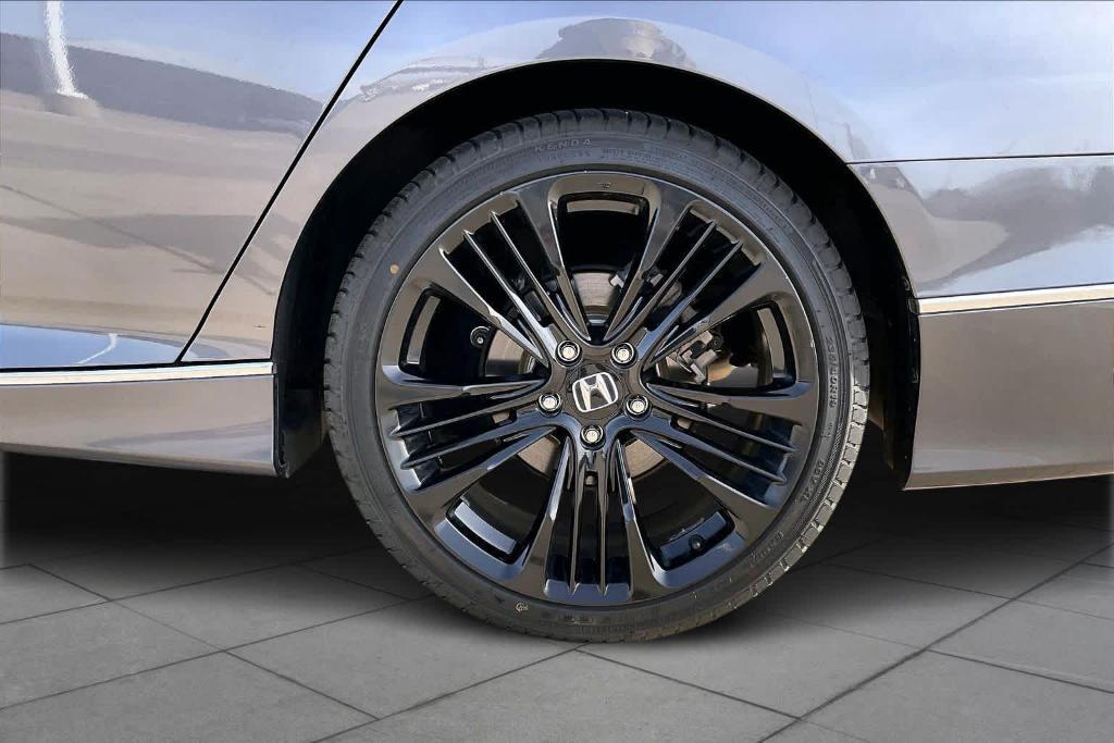 used 2019 Honda Accord Hybrid car, priced at $21,550