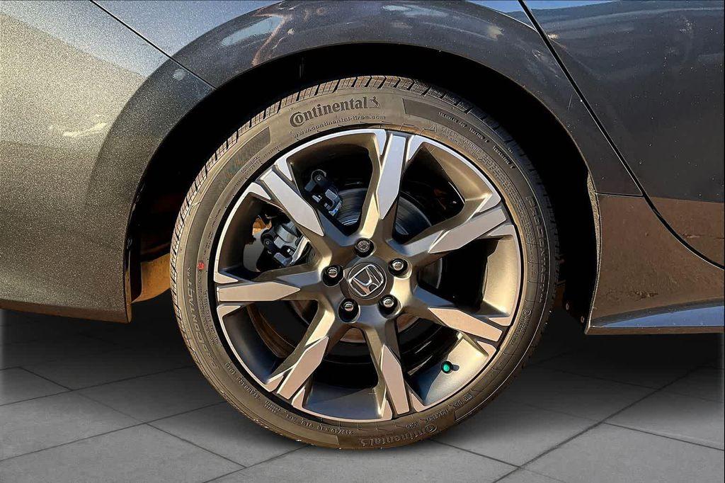 new 2026 Honda Civic Hybrid car, priced at $32,340