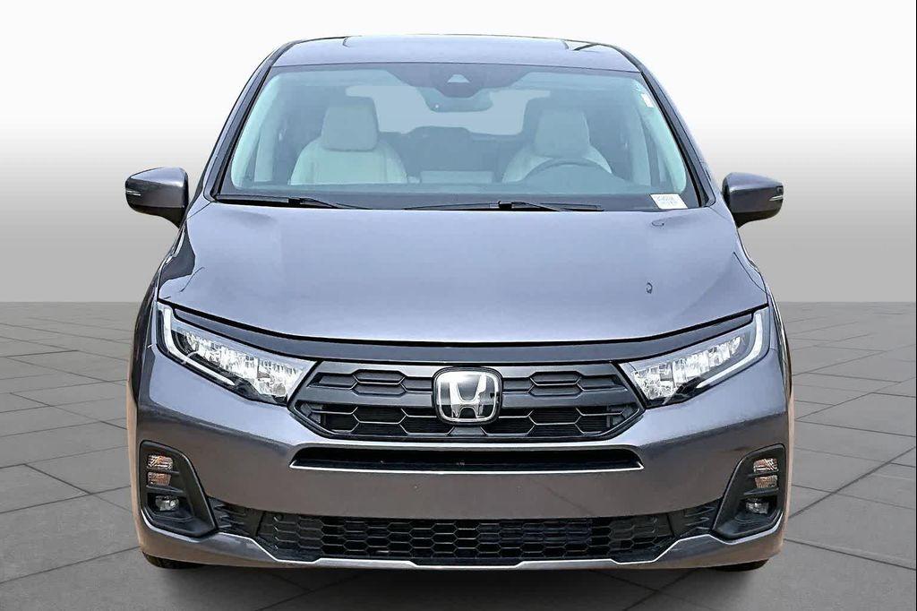 new 2026 Honda Odyssey car, priced at $43,884