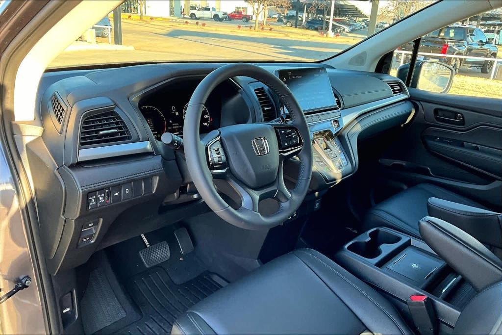 used 2026 Honda Odyssey car, priced at $44,322