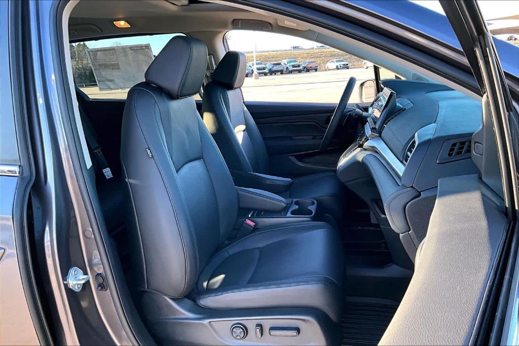 used 2026 Honda Odyssey car, priced at $44,322