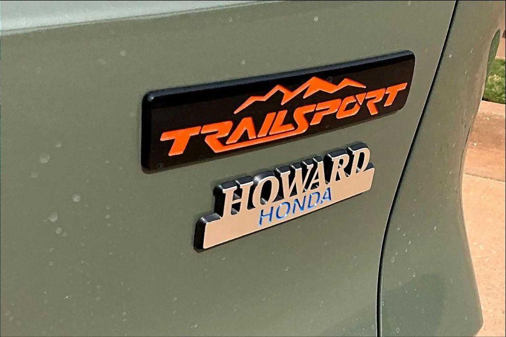 new 2026 Honda CR-V Hybrid car, priced at $39,404