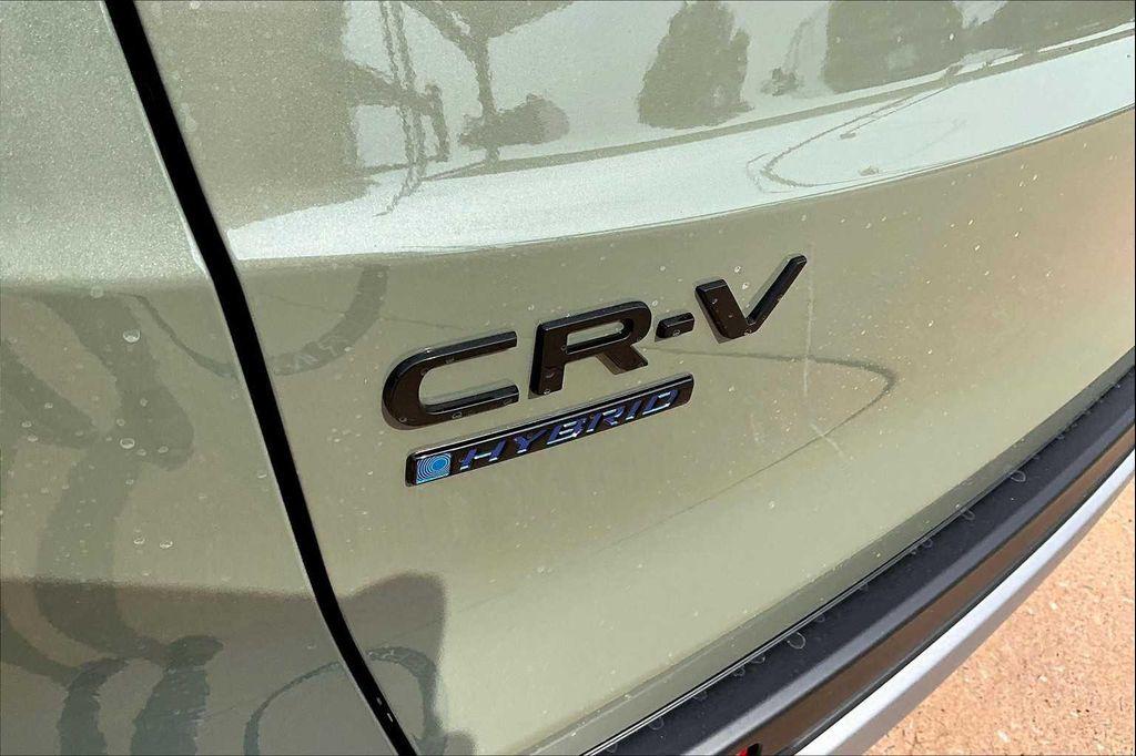new 2026 Honda CR-V Hybrid car, priced at $39,404