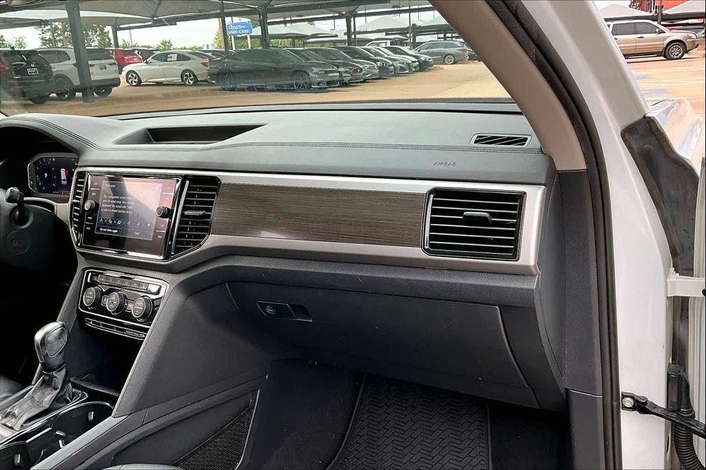 used 2020 Volkswagen Atlas car, priced at $19,054