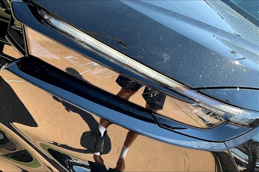 new 2026 Honda CR-V Hybrid car, priced at $42,125