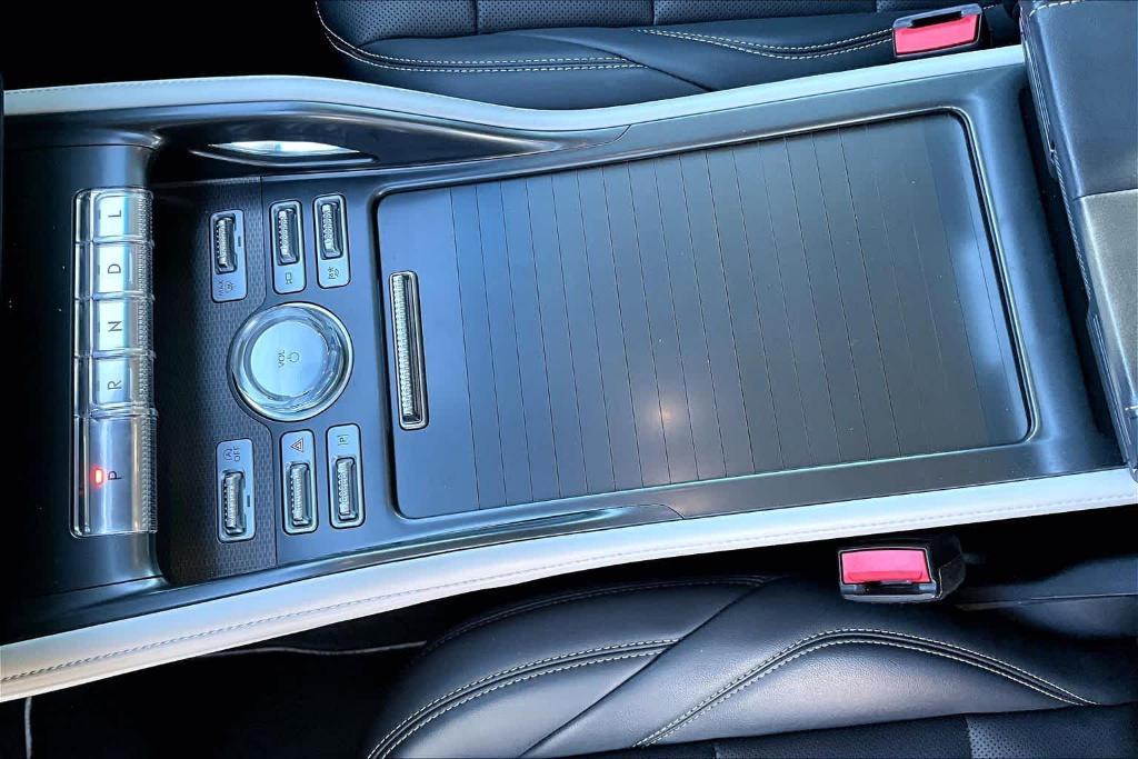 used 2024 Lincoln Nautilus car, priced at $41,586