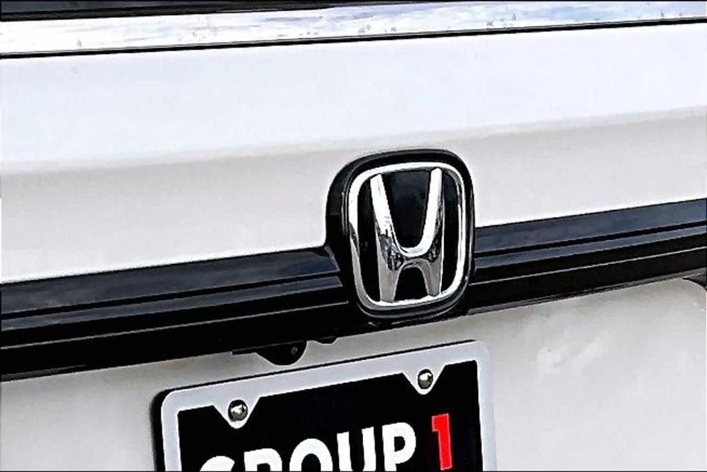 new 2026 Honda Odyssey car, priced at $43,120