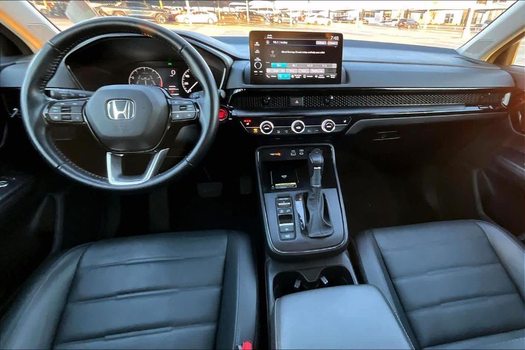 used 2025 Honda CR-V car, priced at $34,455