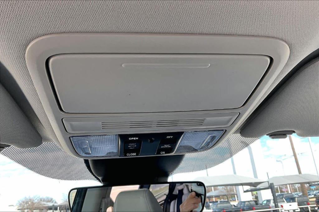 new 2026 Honda Odyssey car, priced at $43,625