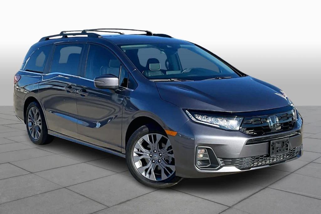 used 2025 Honda Odyssey car, priced at $44,550