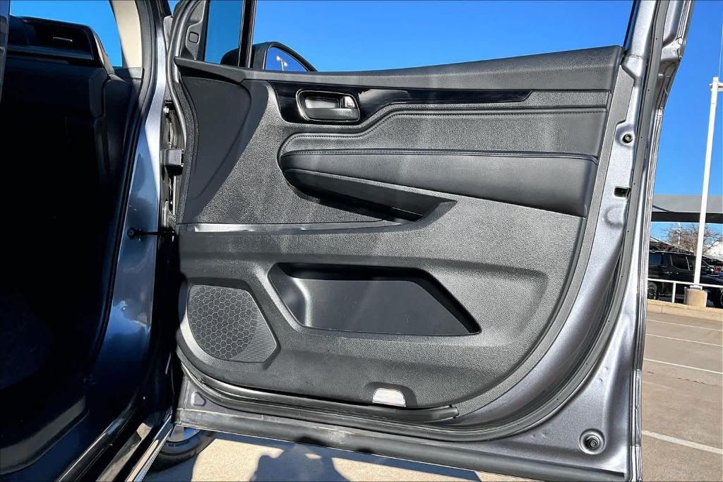 used 2025 Honda Odyssey car, priced at $44,550