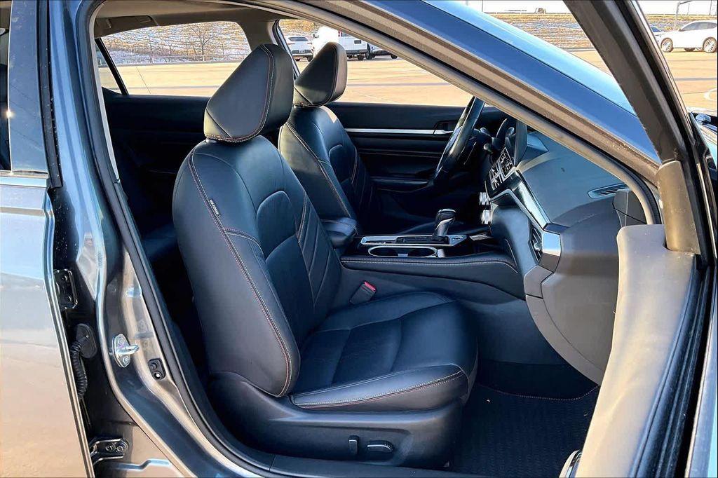 used 2023 Nissan Altima car, priced at $24,154