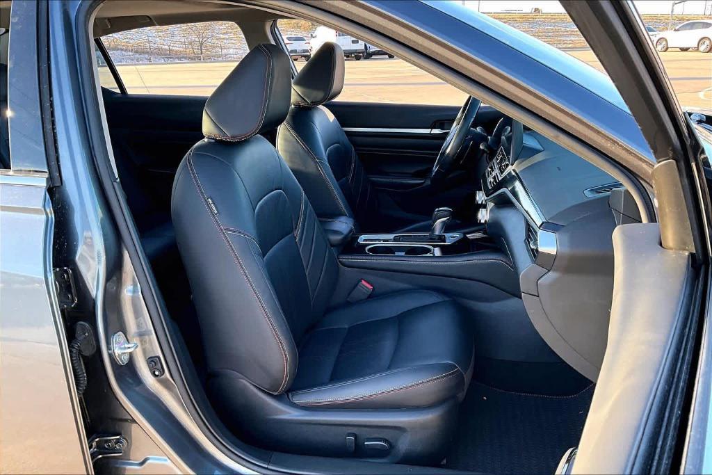 used 2023 Nissan Altima car, priced at $25,385