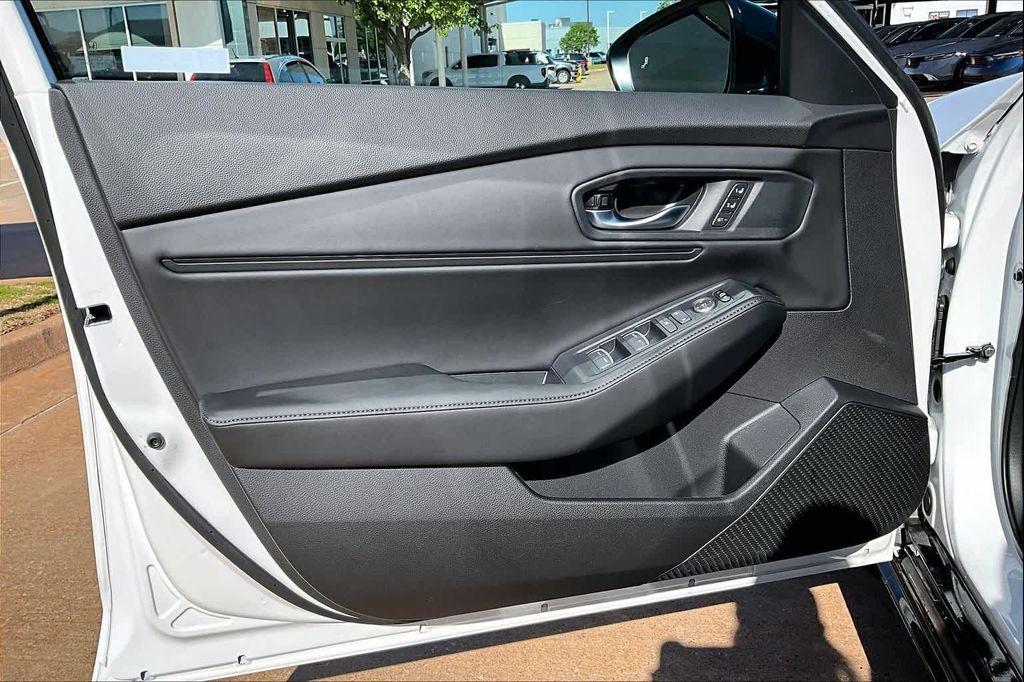 new 2026 Honda Accord Hybrid car, priced at $36,094