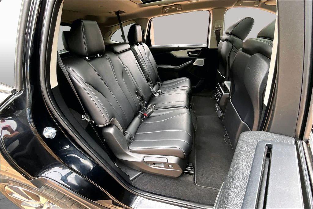 used 2025 Acura MDX car, priced at $46,948
