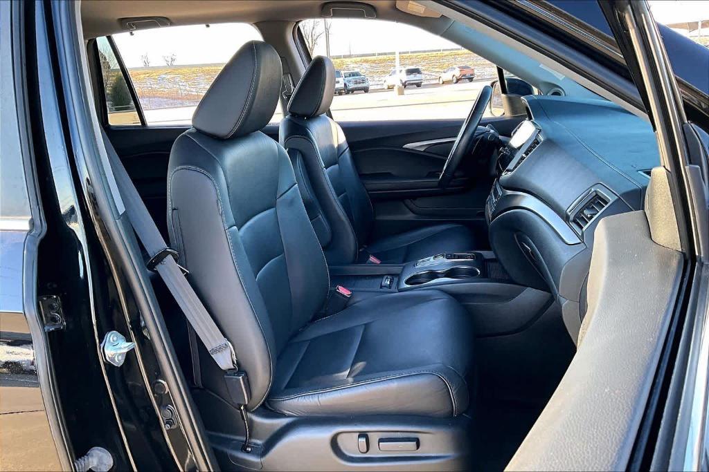 used 2021 Honda Pilot car, priced at $26,449