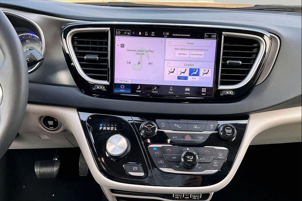 used 2023 Chrysler Pacifica car, priced at $24,393