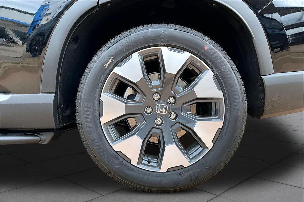 new 2026 Honda Pilot car, priced at $57,084