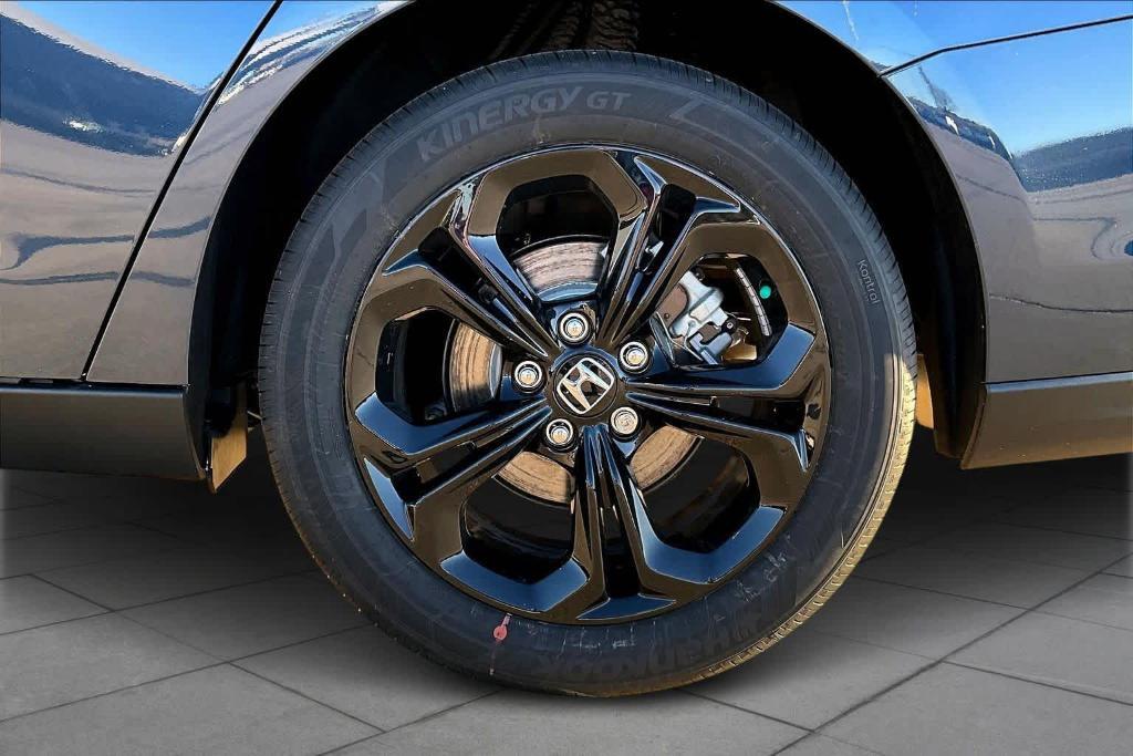 new 2025 Honda Accord car, priced at $31,380