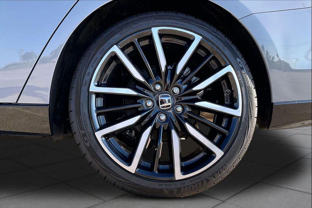 used 2023 Honda Accord Hybrid car, priced at $33,853