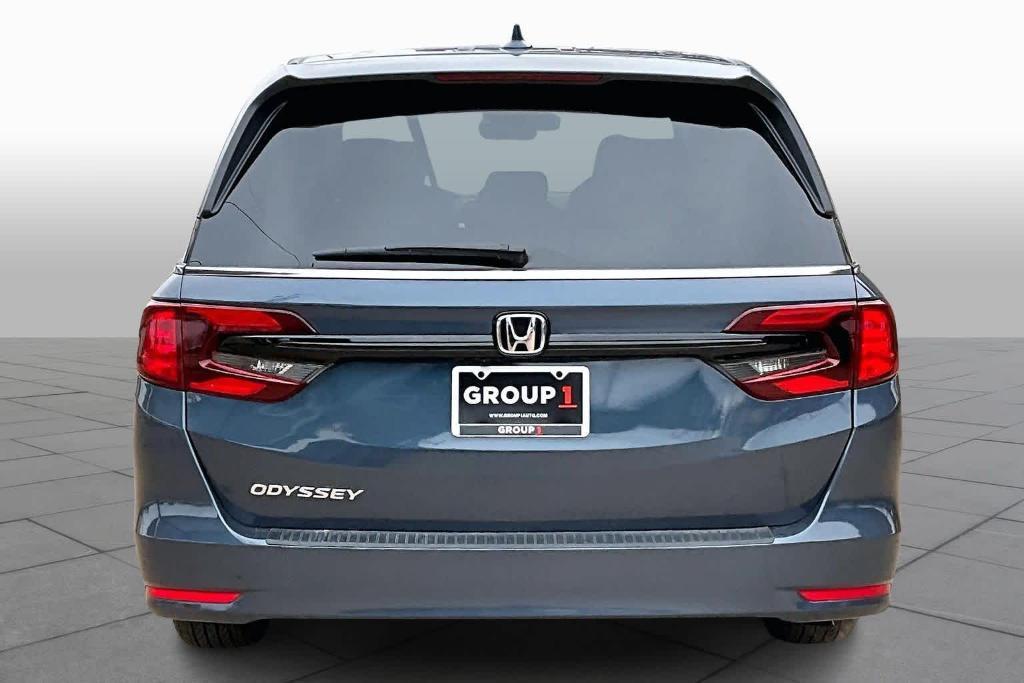 used 2025 Honda Odyssey car, priced at $40,520