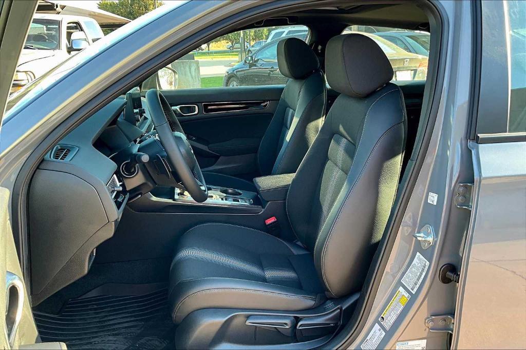 new 2026 Honda Civic Hybrid car, priced at $30,820