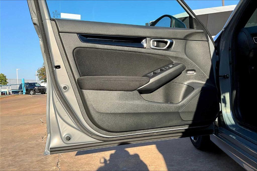 new 2026 Honda Civic Hybrid car, priced at $30,820