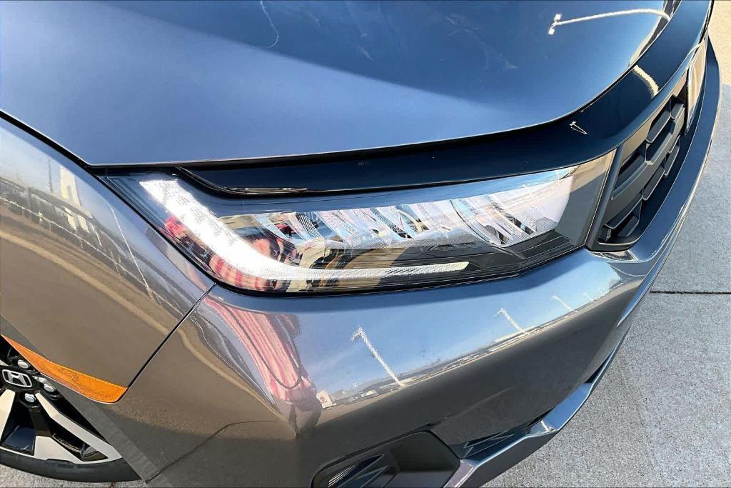 new 2026 Honda Odyssey car, priced at $42,665