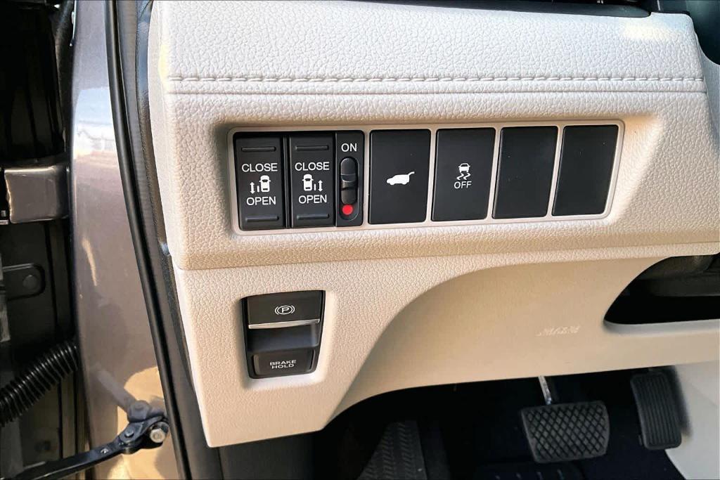 new 2026 Honda Odyssey car, priced at $42,665