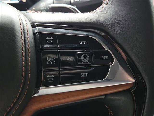 used 2023 Jeep Grand Cherokee L car, priced at $38,997