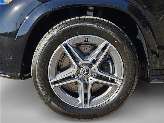 new 2026 Mercedes-Benz GLE 450 car, priced at $79,015