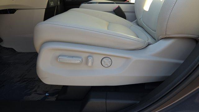 used 2025 Honda Odyssey car, priced at $38,791