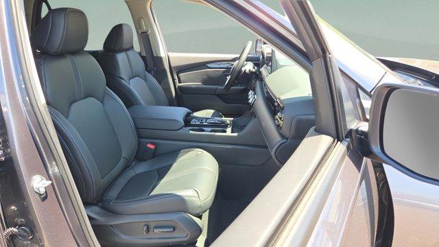 new 2026 Honda Pilot car, priced at $47,281