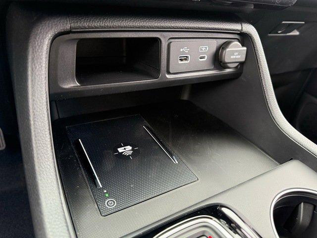 new 2025 Honda Pilot car, priced at $44,268