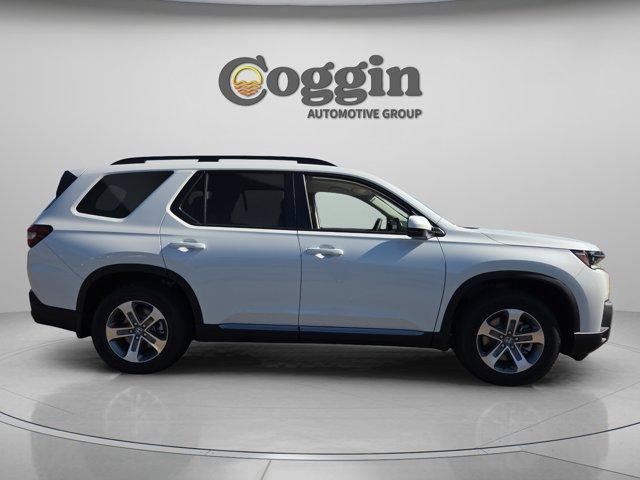 new 2026 Honda Pilot car, priced at $47,440