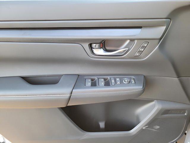 new 2026 Honda CR-V Hybrid car, priced at $39,589