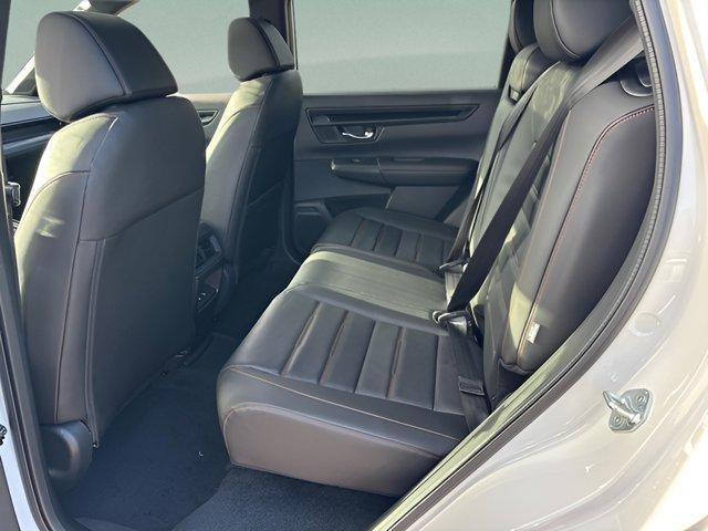 new 2026 Honda CR-V Hybrid car, priced at $39,589