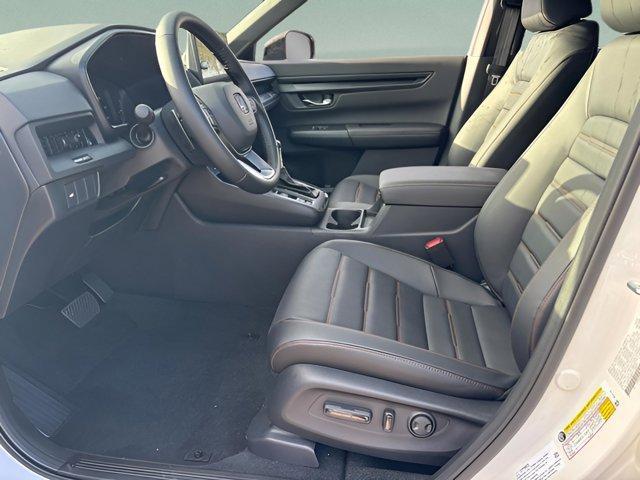 new 2026 Honda CR-V Hybrid car, priced at $39,589