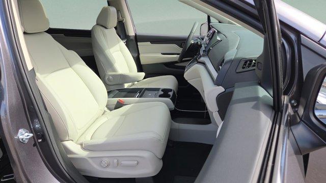 new 2026 Honda Odyssey car, priced at $43,079