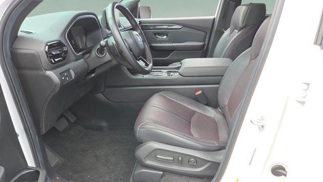 used 2025 Honda Pilot car, priced at $46,500