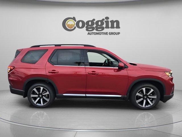 new 2025 Honda Pilot car, priced at $51,645