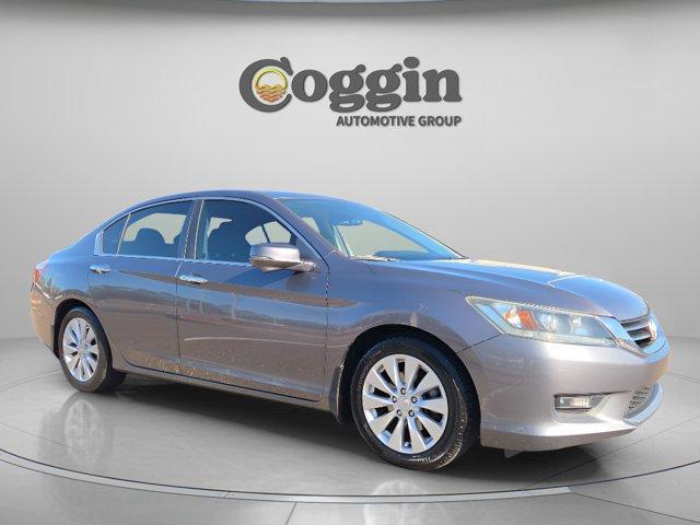 used 2015 Honda Accord car, priced at $15,500