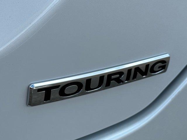 new 2025 Honda Pilot car, priced at $46,760