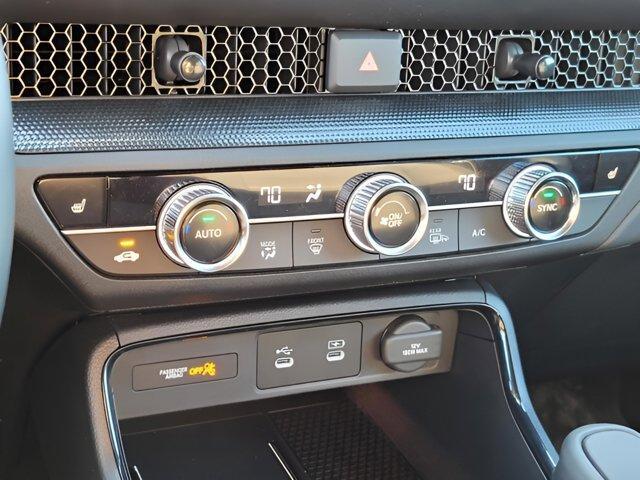 new 2026 Honda CR-V Hybrid car, priced at $39,228