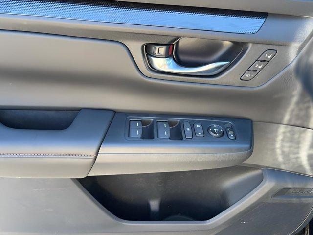 new 2026 Honda CR-V Hybrid car, priced at $39,157